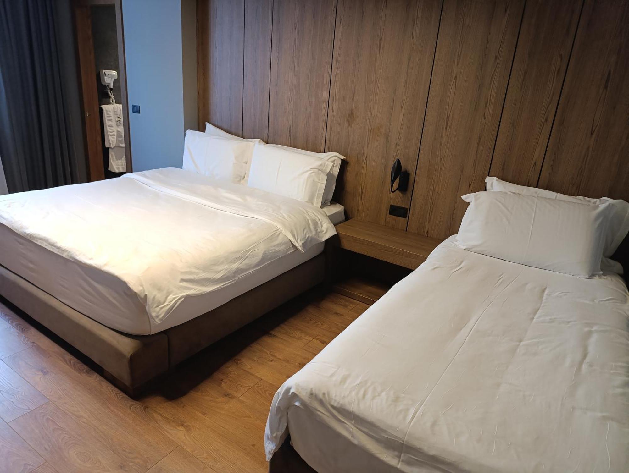 Toka Hotel Restaurant Udenisht Εξωτερικό φωτογραφία
